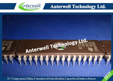 China M27C801-100F1 Programmable IC Chips 8 Mbit 1Mb x 8 UV EPROM and OTP EPROM supplier